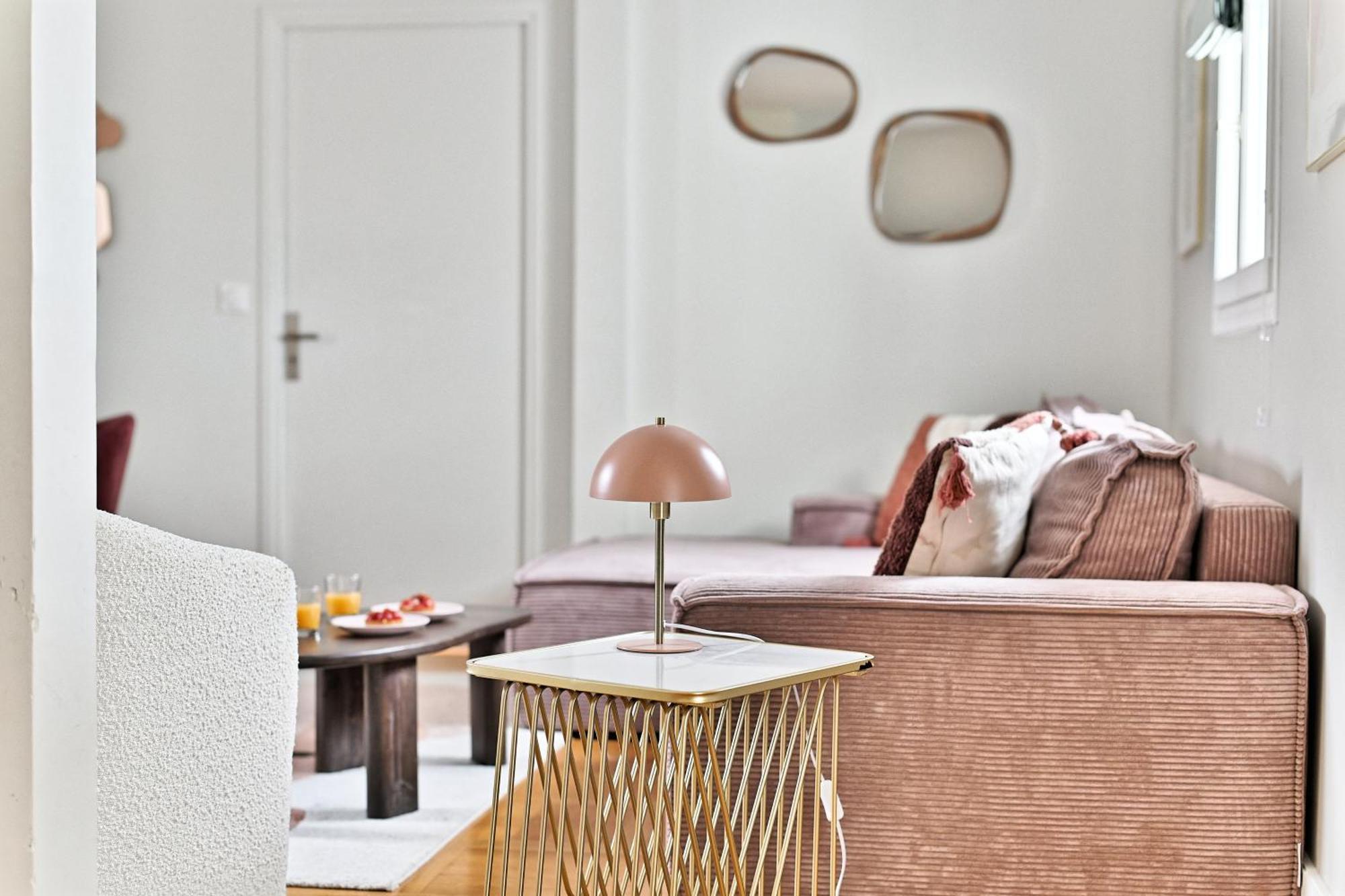 Lumineux & Spacieux - Vue Degagee, Arc De Triomphe Apartment Paris