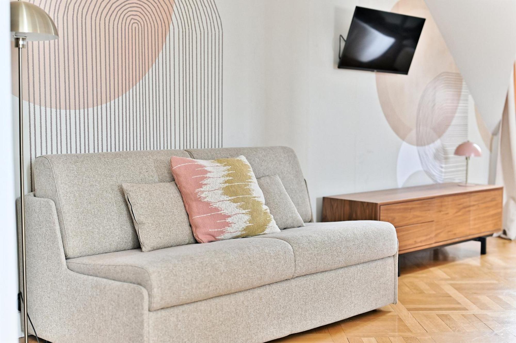Lumineux & Spacieux - Vue Degagee, Arc De Triomphe Apartment Paris